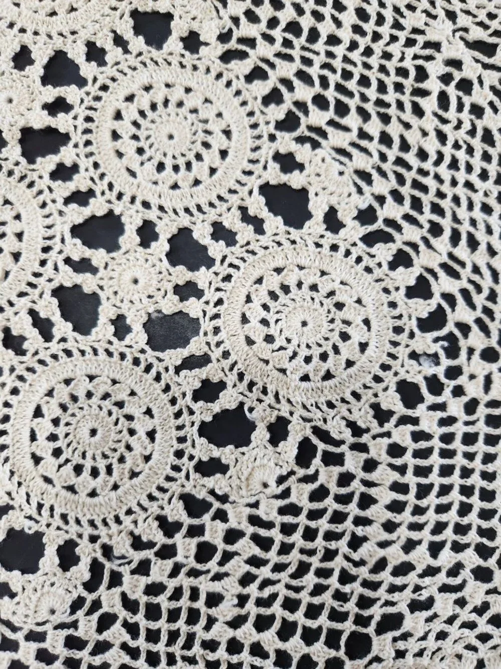 Gorgeous Vintage King Size Cream Colored Crocheted Bed Spread 108